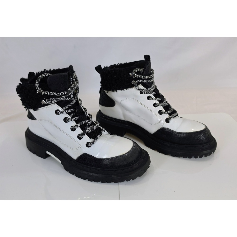 Desigual Lace Up Trekking Boots White Black Faux Leather Fur  22WSTP06 Size 7.5